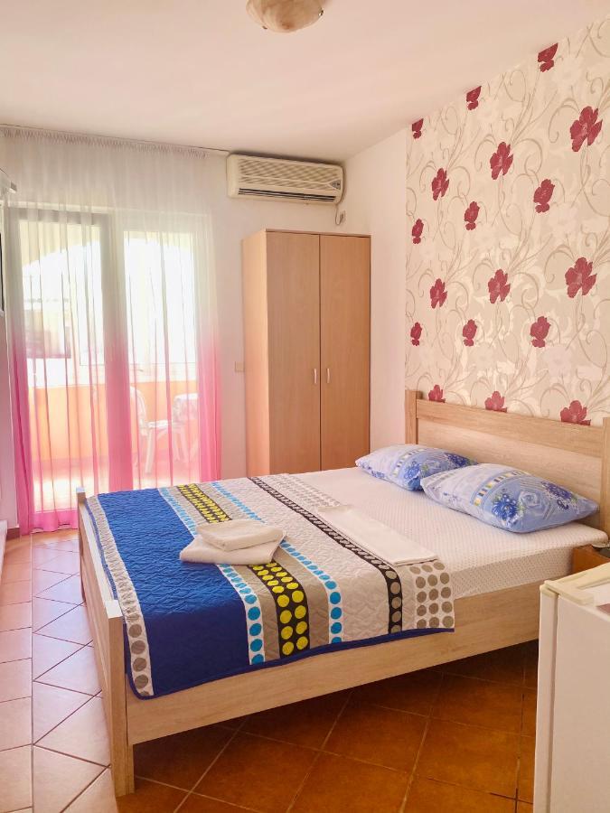 Guest House Villa Natali Budva Exterior photo