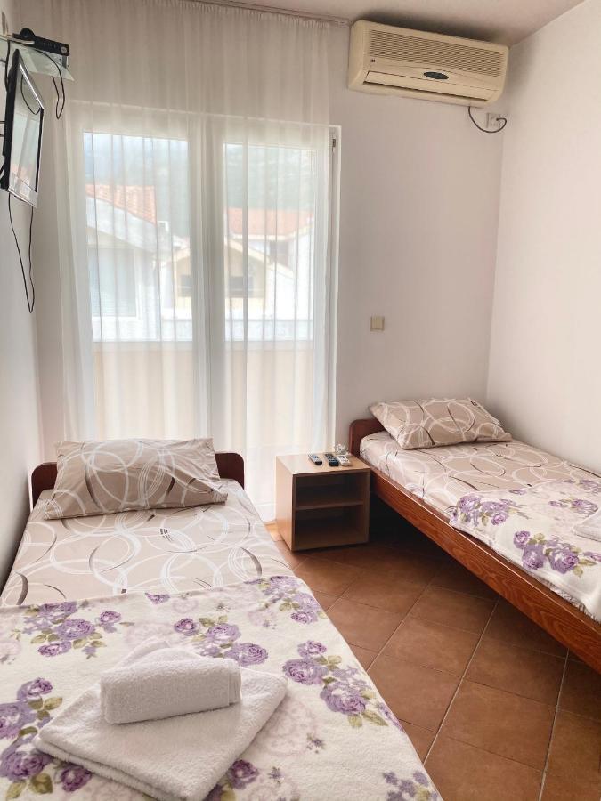 Guest House Villa Natali Budva Exterior photo