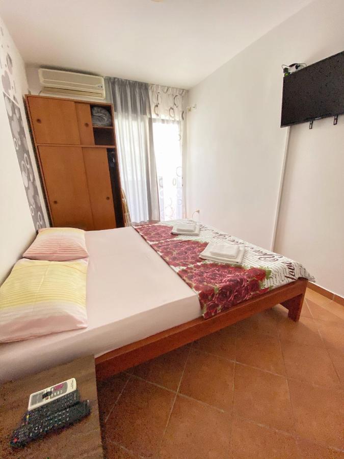 Guest House Villa Natali Budva Exterior photo