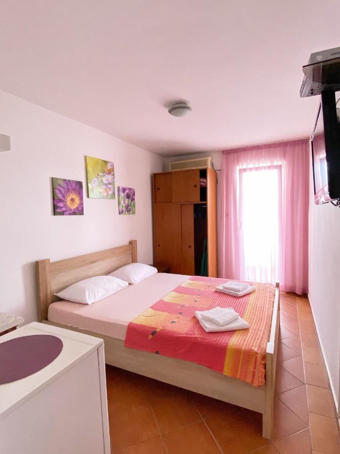 Guest House Villa Natali Budva Exterior photo